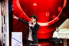 李双双爆料万人迷视频,引发网友热议