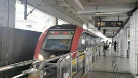 污日本电车漫画,揭秘日本电车漫画中的文化内涵与审美情趣